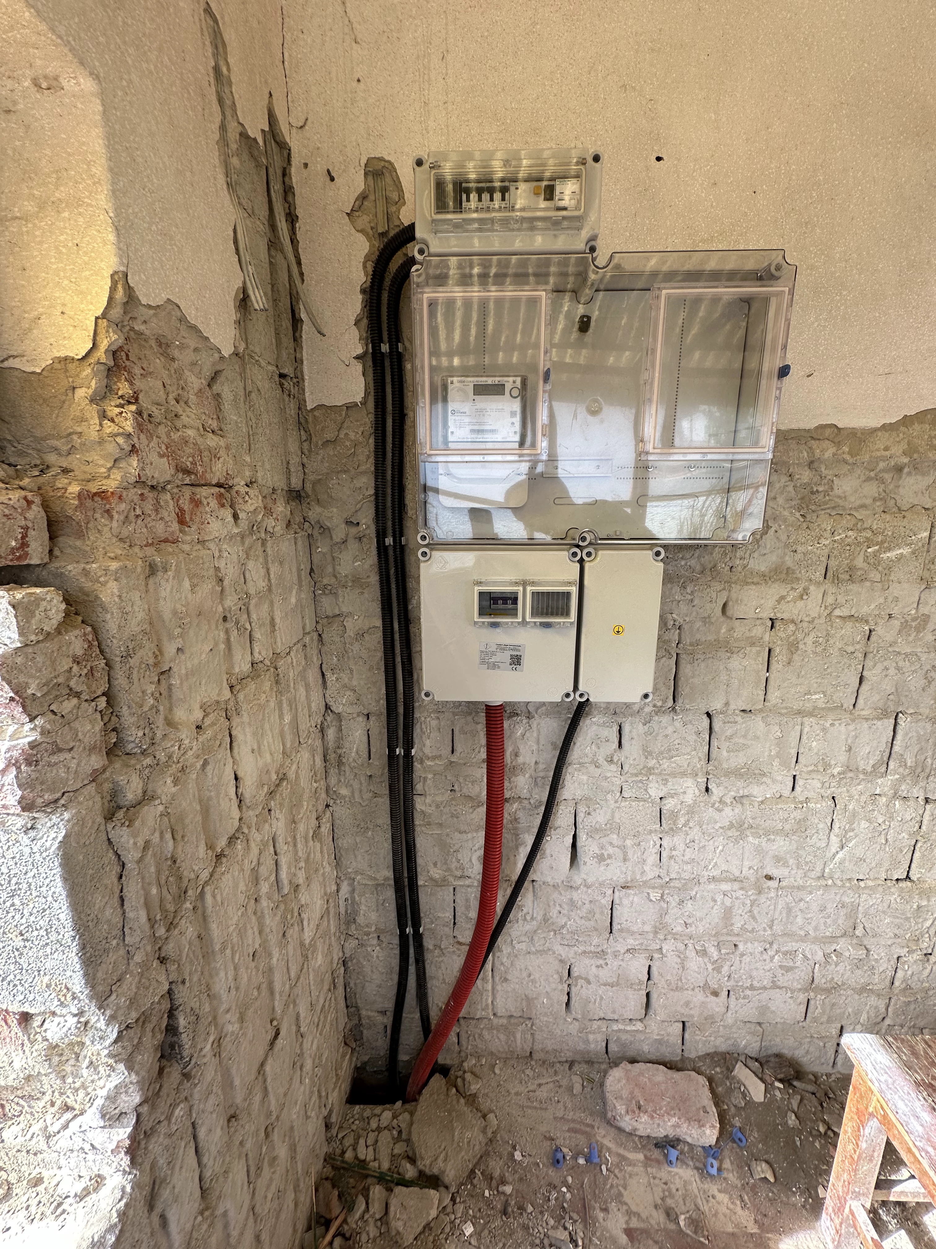 Villanyszerelés országosan – Valkó Vill munkakép 118