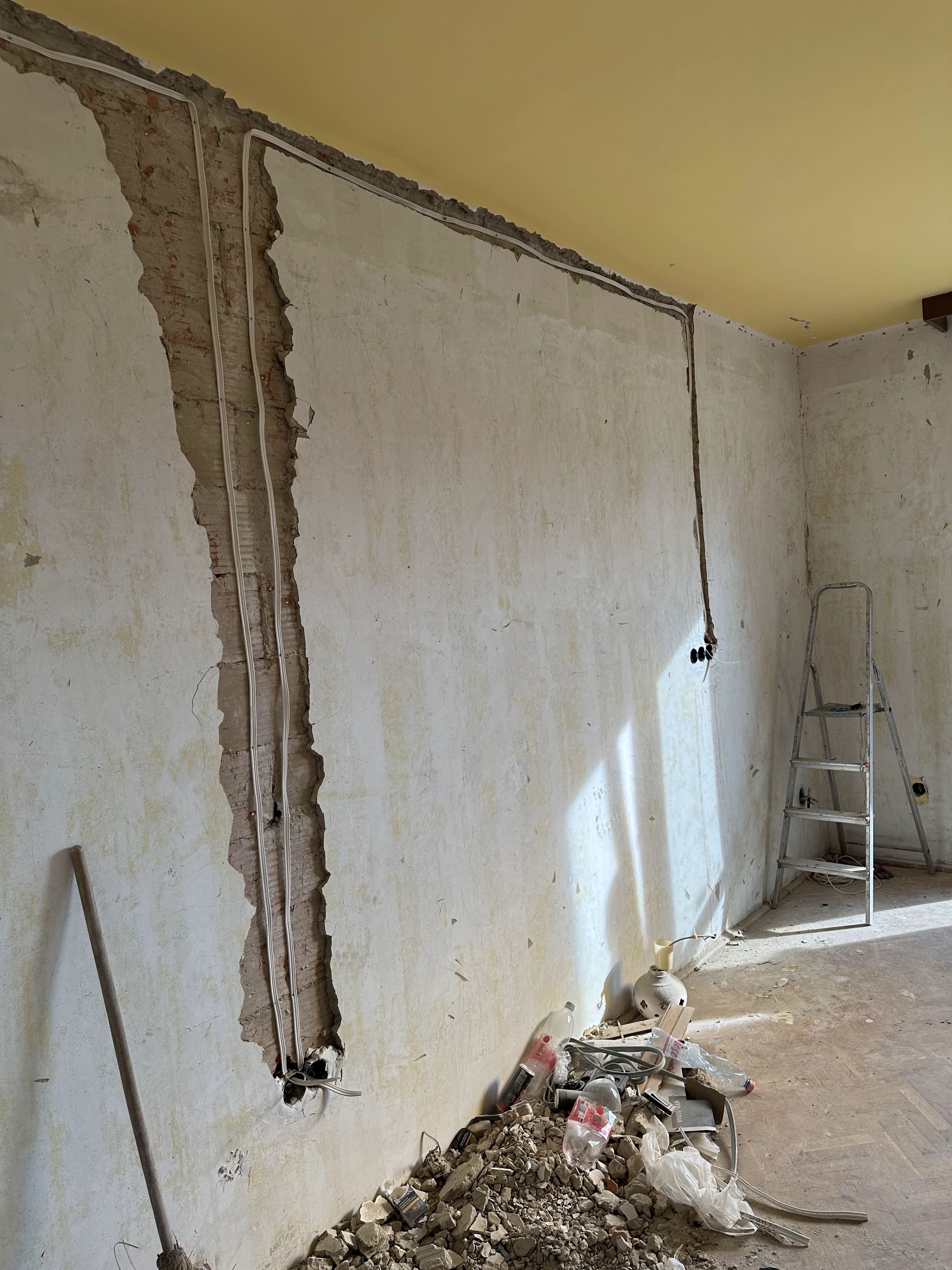 Villanyszerelés országosan – Valkó Vill munkakép 35