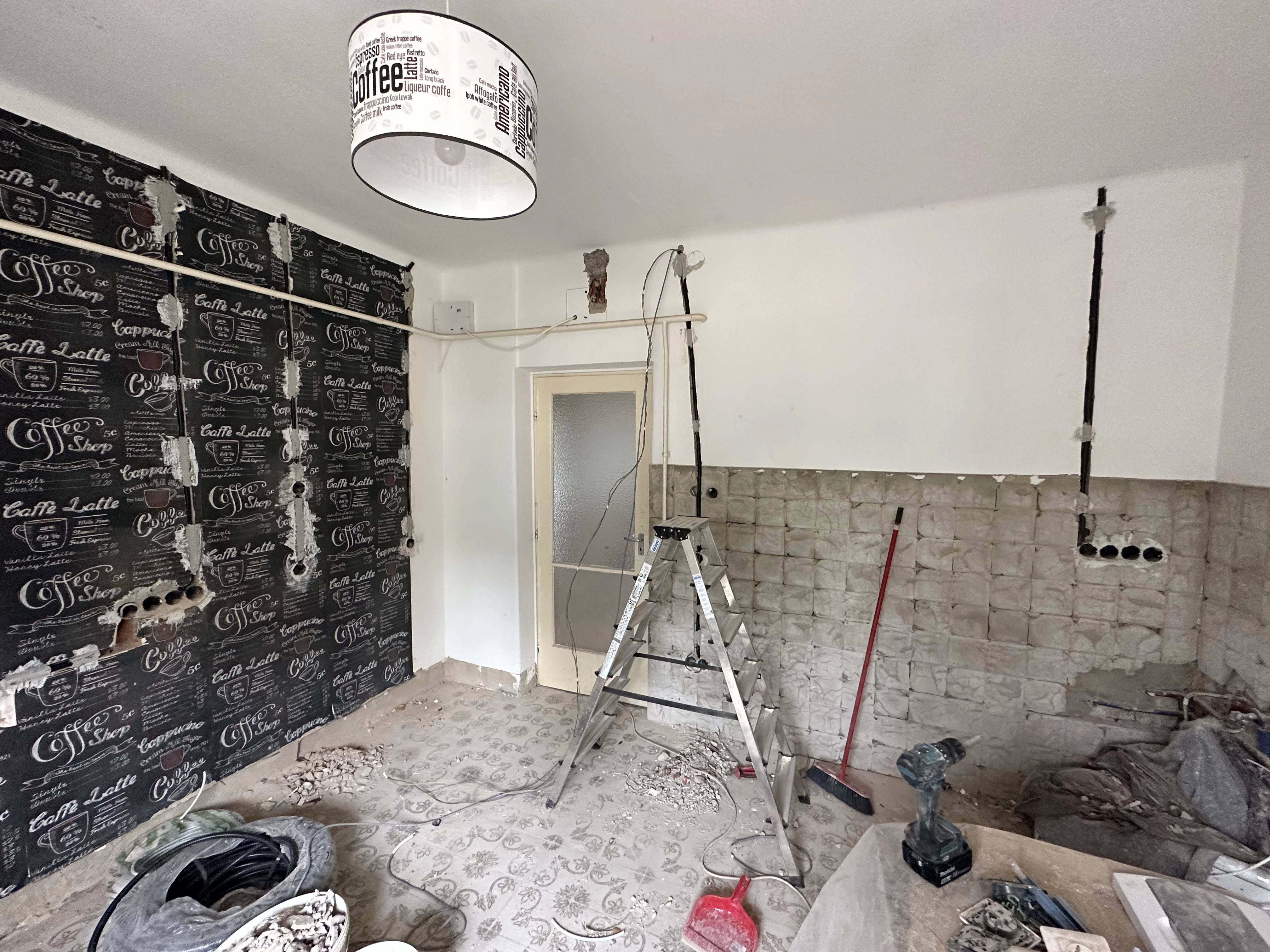 Villanyszerelés országosan – Valkó Vill munkakép 89