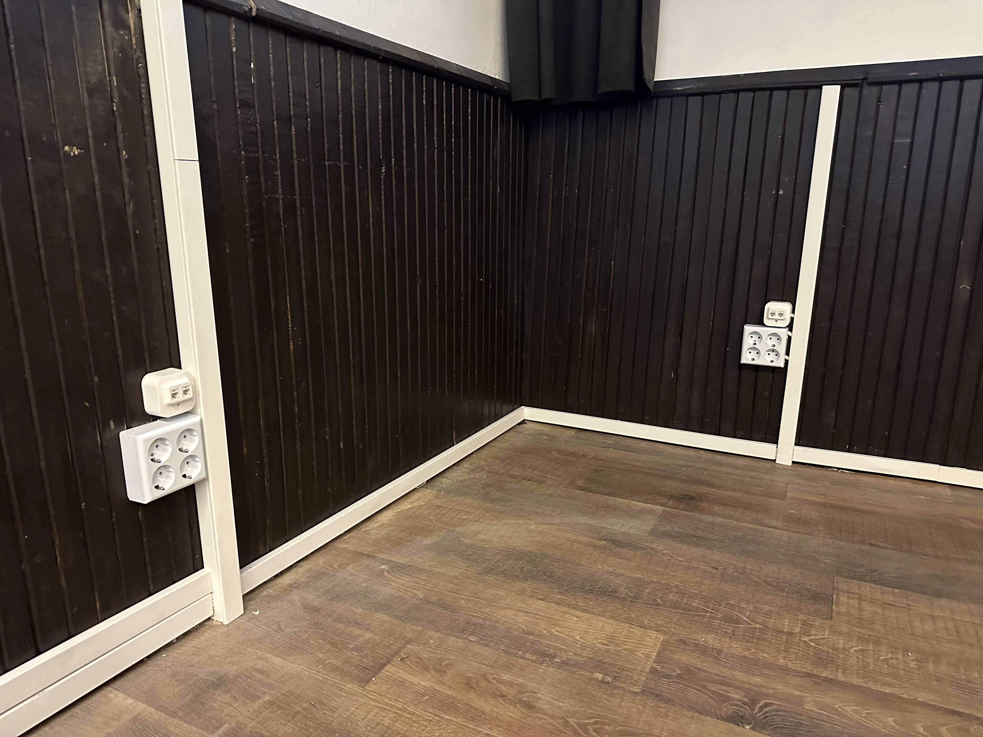 Villanyszerelés országosan – Valkó Vill munkakép 97