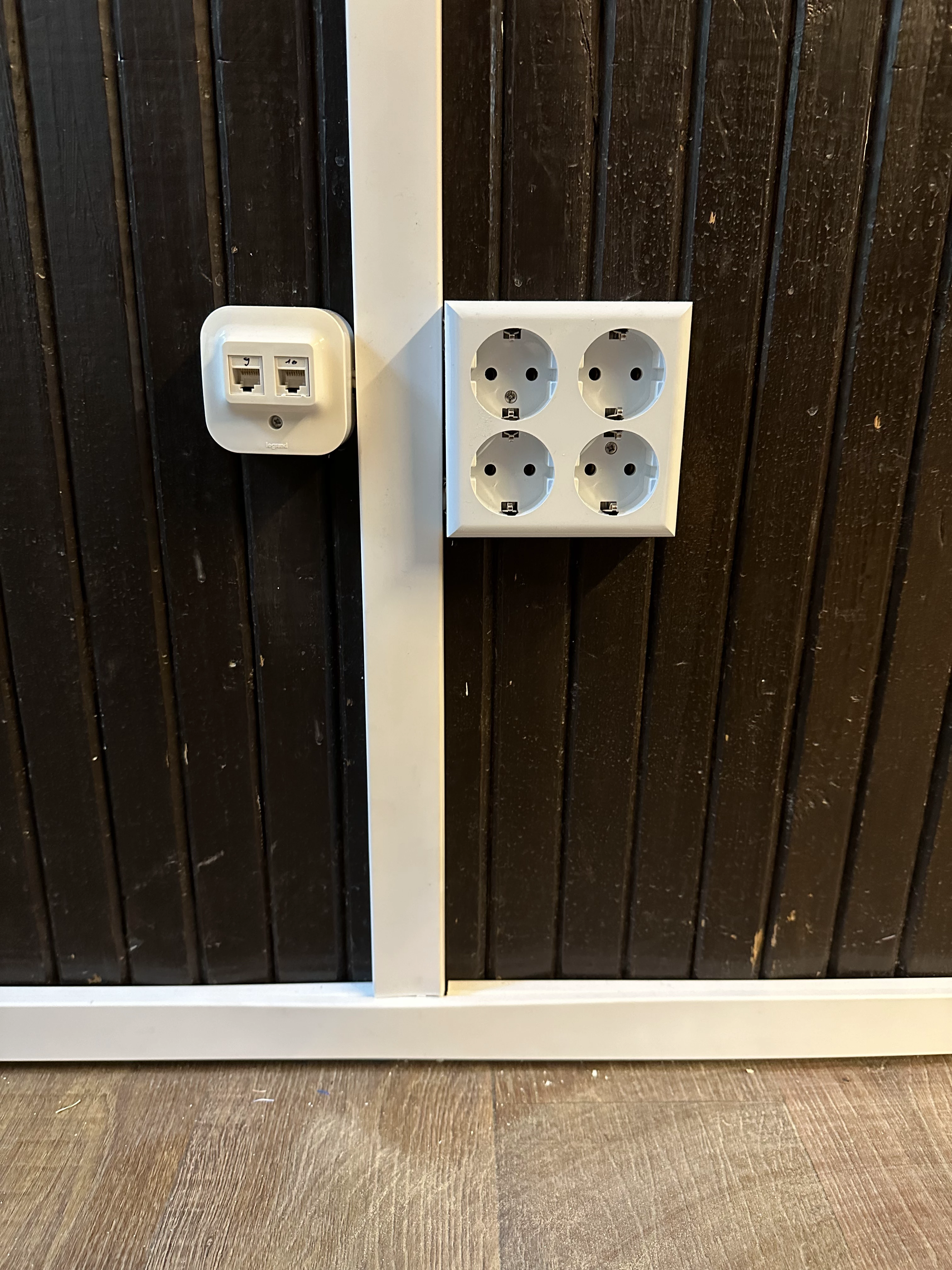 Villanyszerelés országosan – Valkó Vill munkakép 98